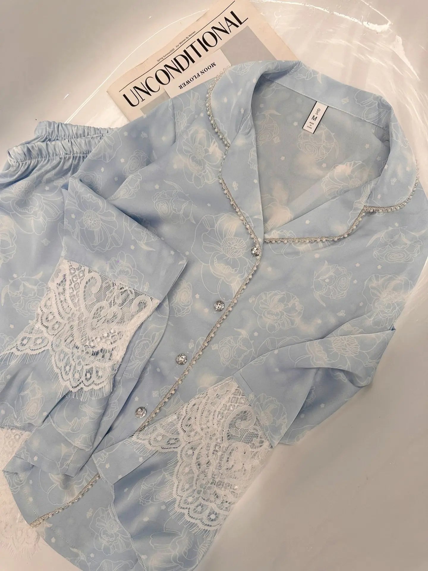 Pijamale de lux din satin de mătase pentru femei Set de 2 bucăți Set de dantelă de mărgele de modă Îmbrăcăminte pentru acasă Costume de pantaloni de primăvară Nouă îmbrăcăminte de salon liber