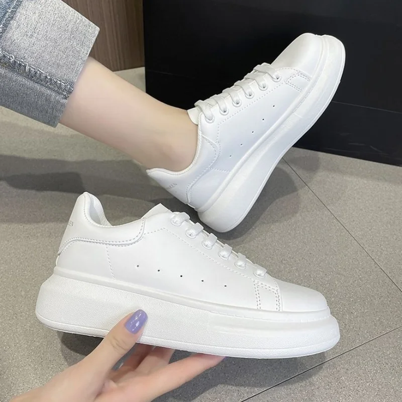 Spring Sports Running White Chunky Sneakers Women Shoes Loafers Lace Up Flats Trend Casual Vulcanized Shoes zapatillas de skate