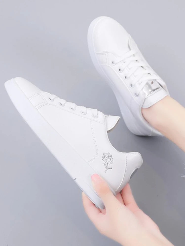 Women Casual Shoes New Spring Fashion Embroidered White Breathable Flower Lace-Up Sneakers 2023