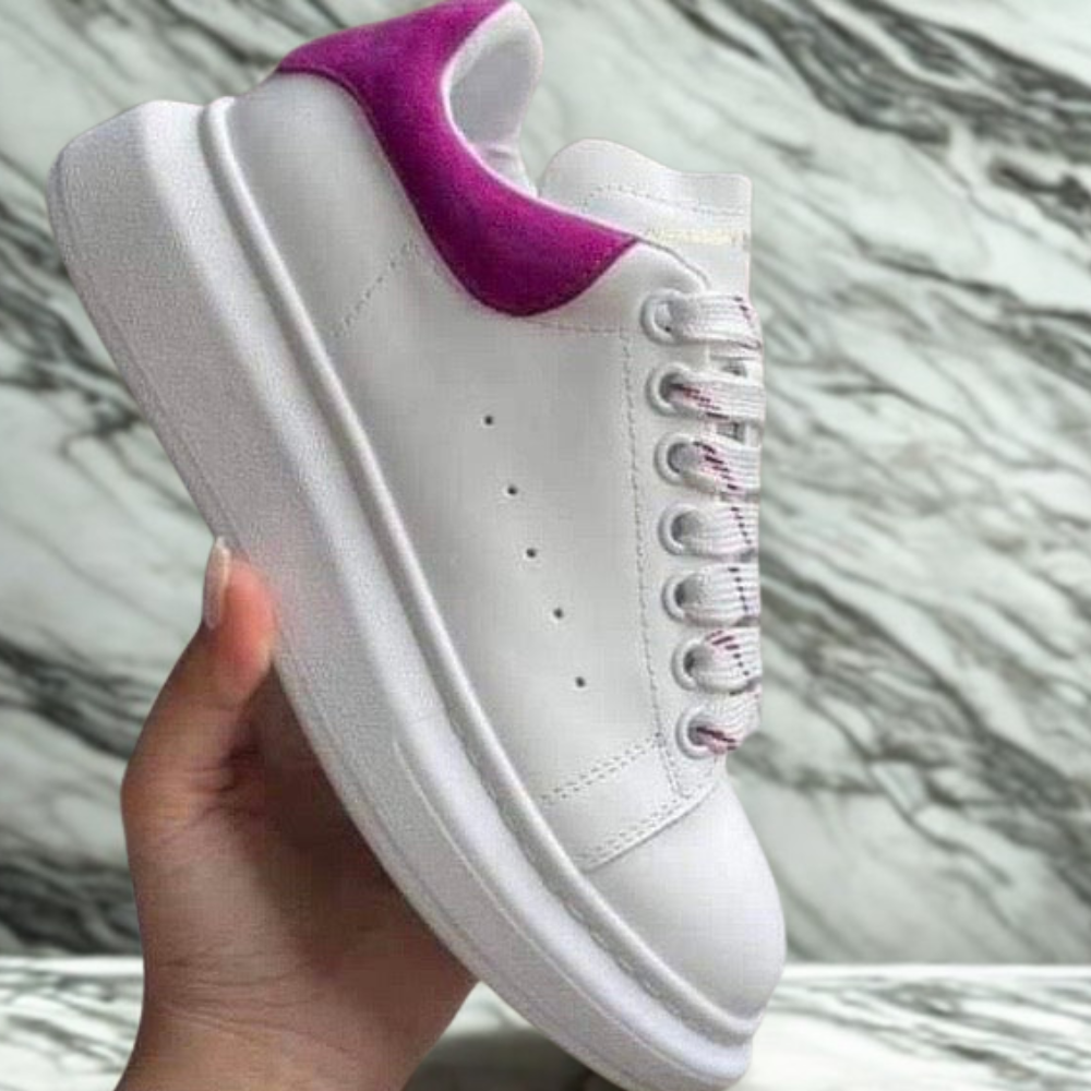 Adidași Alexander McQueen pentru Damă – Eleganță Contemporană